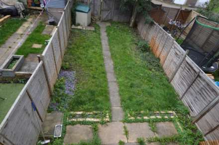 Hornbeam, Newport Pagnell, Image 10