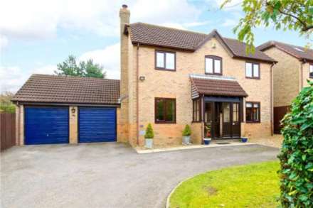 3 Bedroom Detached, Olde Bell Lane, Loughton