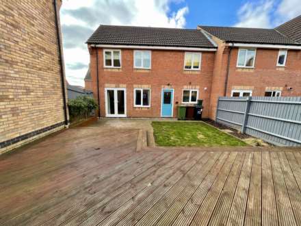 Fieldfare Close, Corby, Image 3