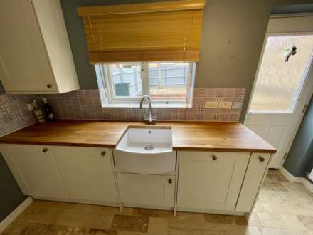Fieldfare Close, Corby, Image 5