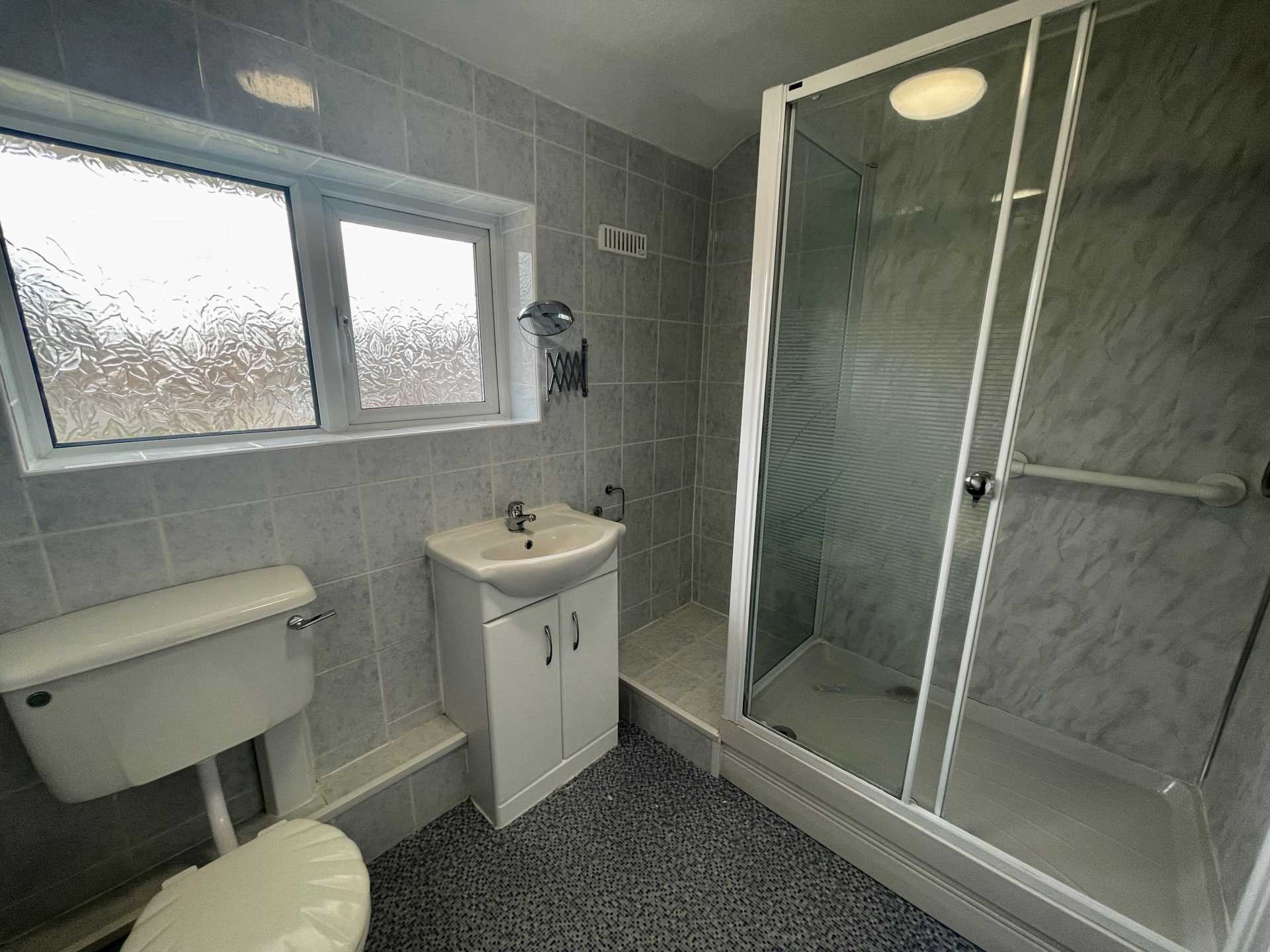 Warminster Close, Corby, Image 10