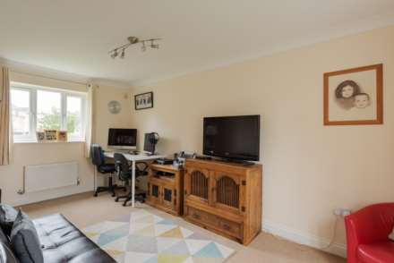 Dunnock Road, Corby, Image 10