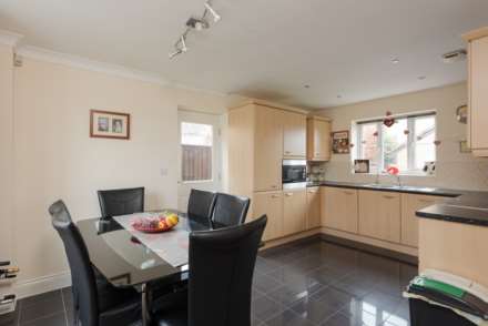 Dunnock Road, Corby, Image 6