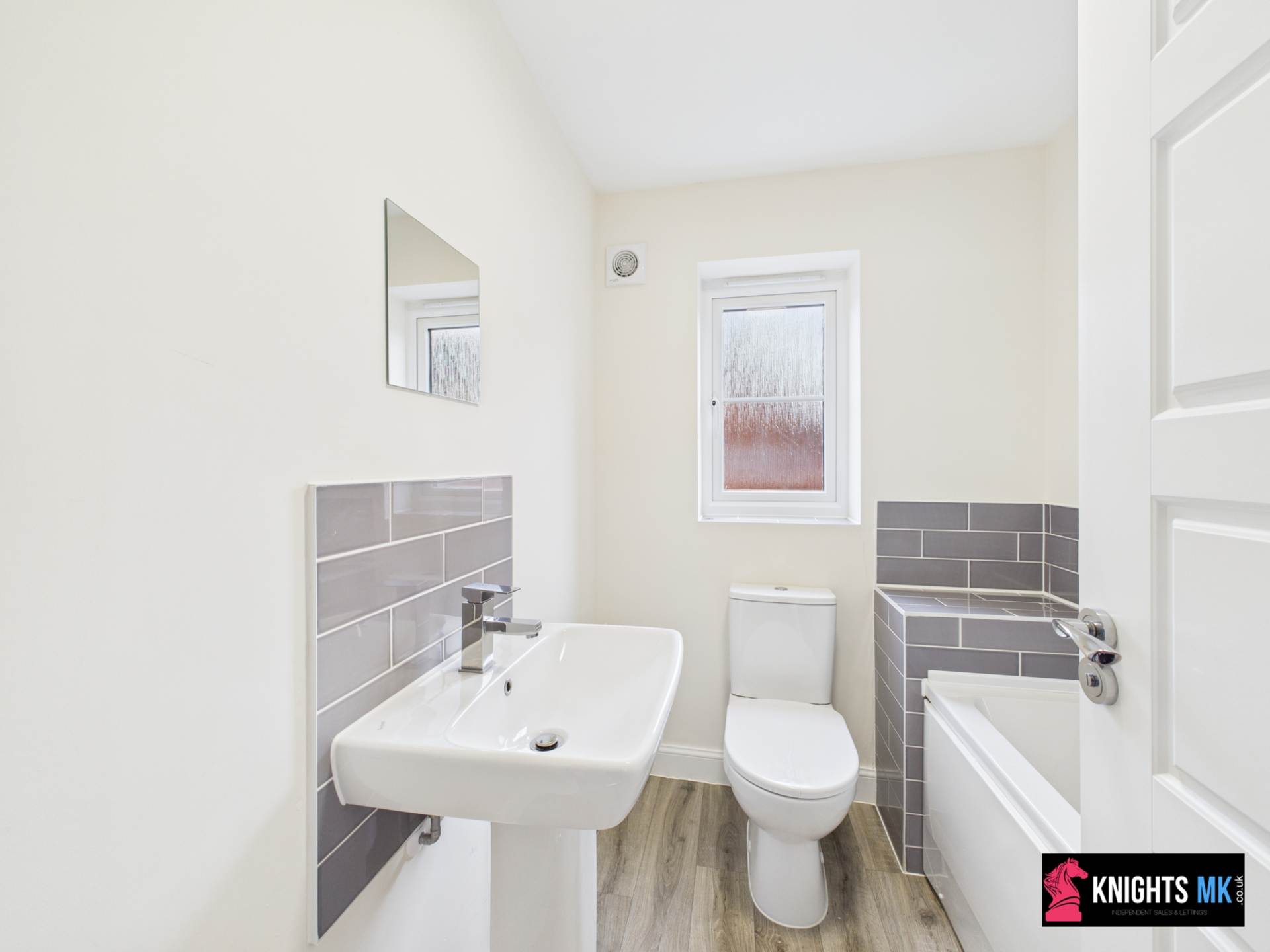 Martina Close, Fairfields, Image 10