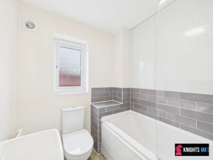 Martina Close, Fairfields, Image 11