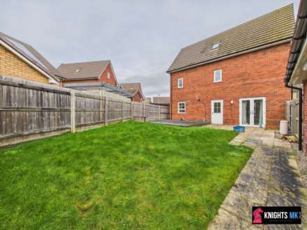 Martina Close, Fairfields, Image 19