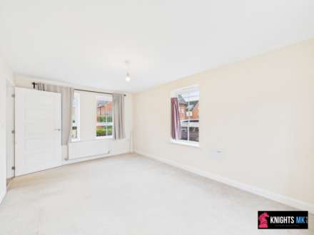 Martina Close, Fairfields, Image 3