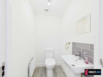 Martina Close, Fairfields, Image 4