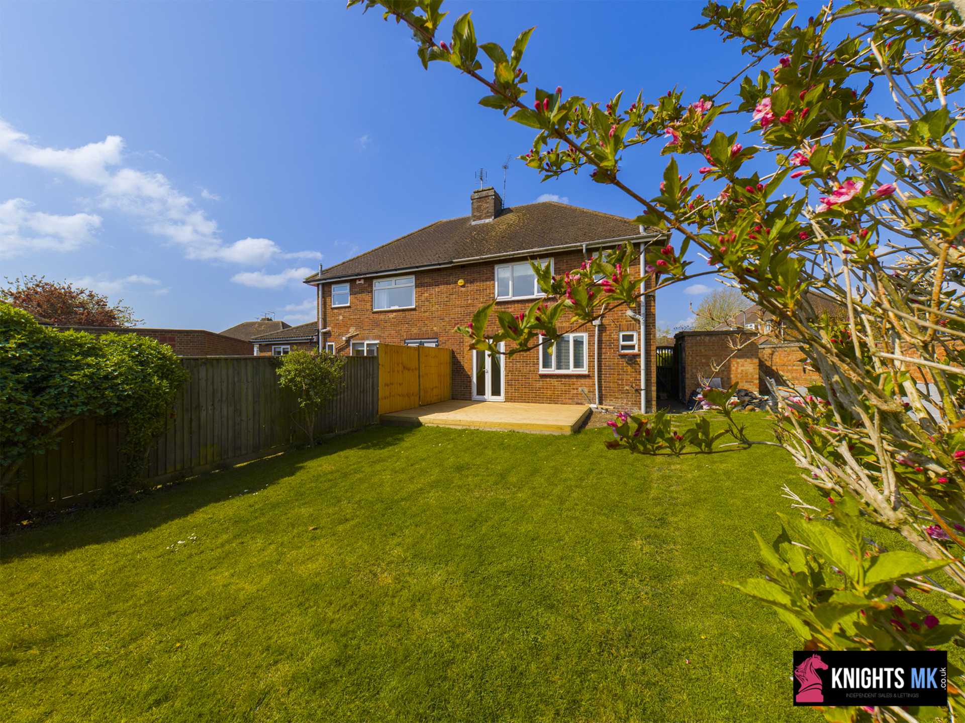 The Limes, Fenny Stratford, Image 2