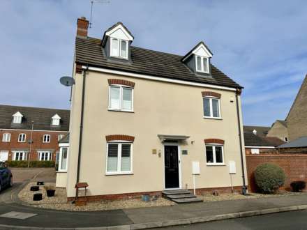 4 Bedroom Detached, Lockhart Avenue, Milton Keynes