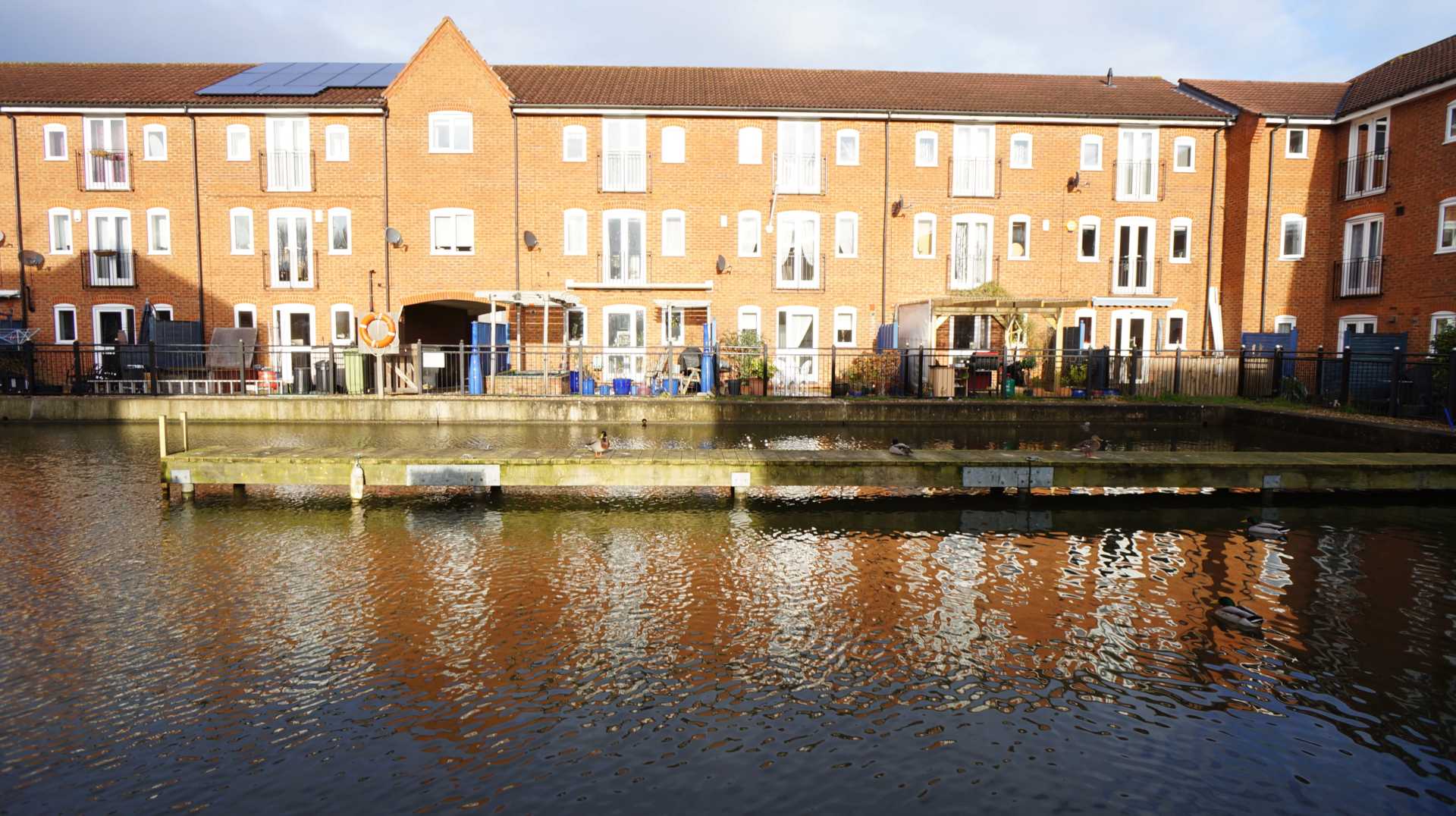 Saracens Wharf, Fenny Stratford, Image 2