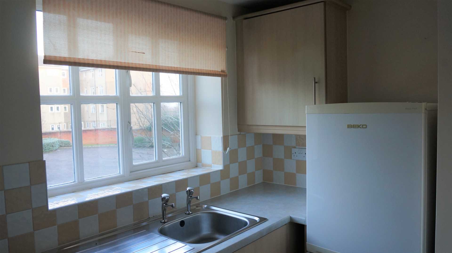 Knaresborough Court, Bletchley, Image 7