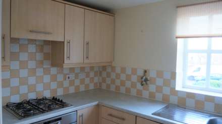 Knaresborough Court, Bletchley, Image 8