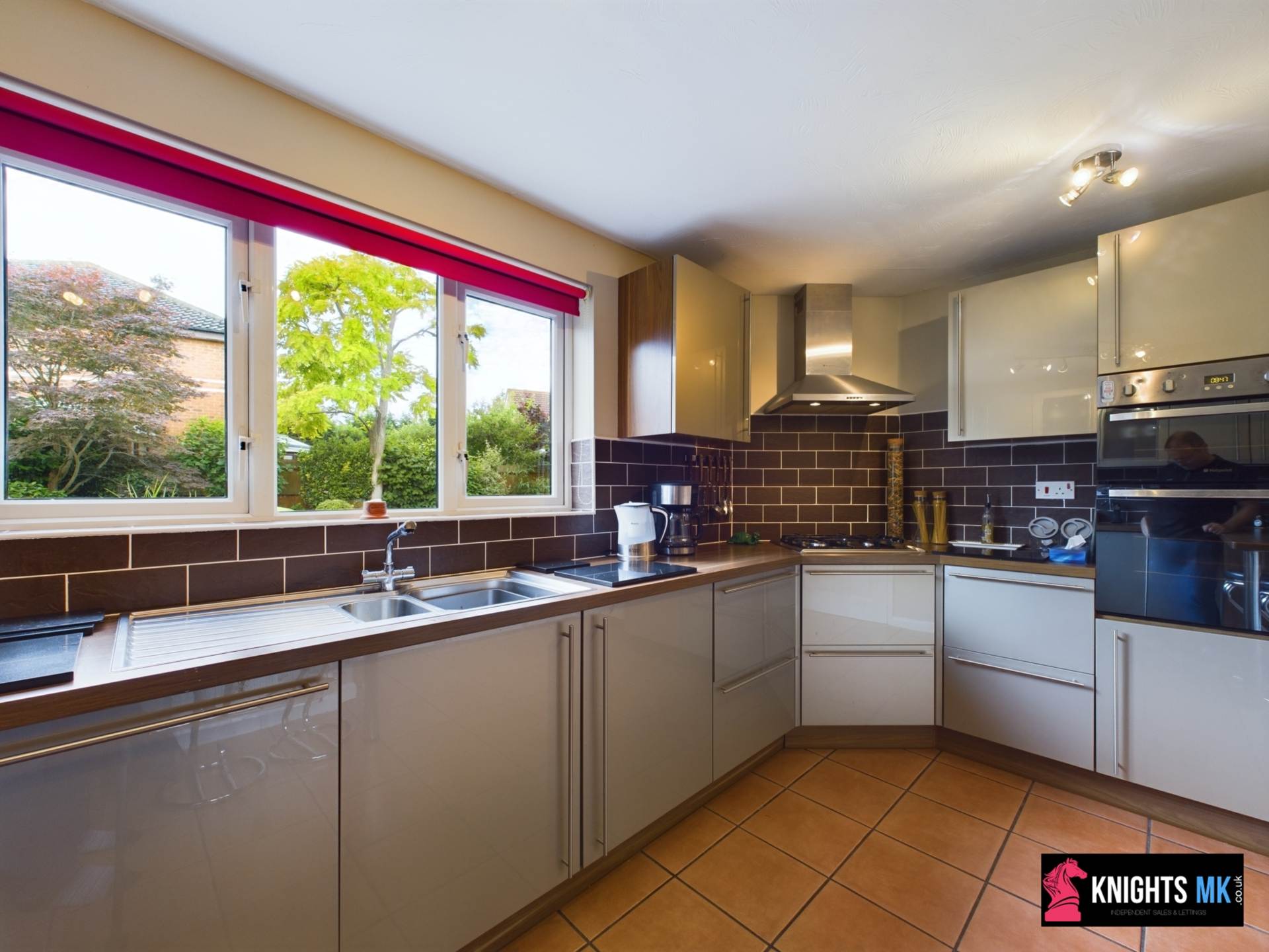 Heybridge Crescent, Caldecotte, Image 15