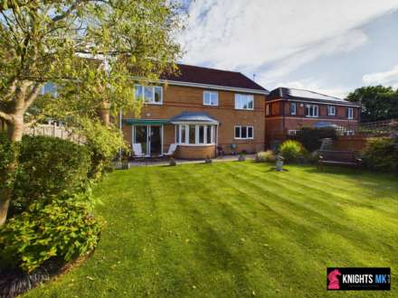 Heybridge Crescent, Caldecotte, Image 2