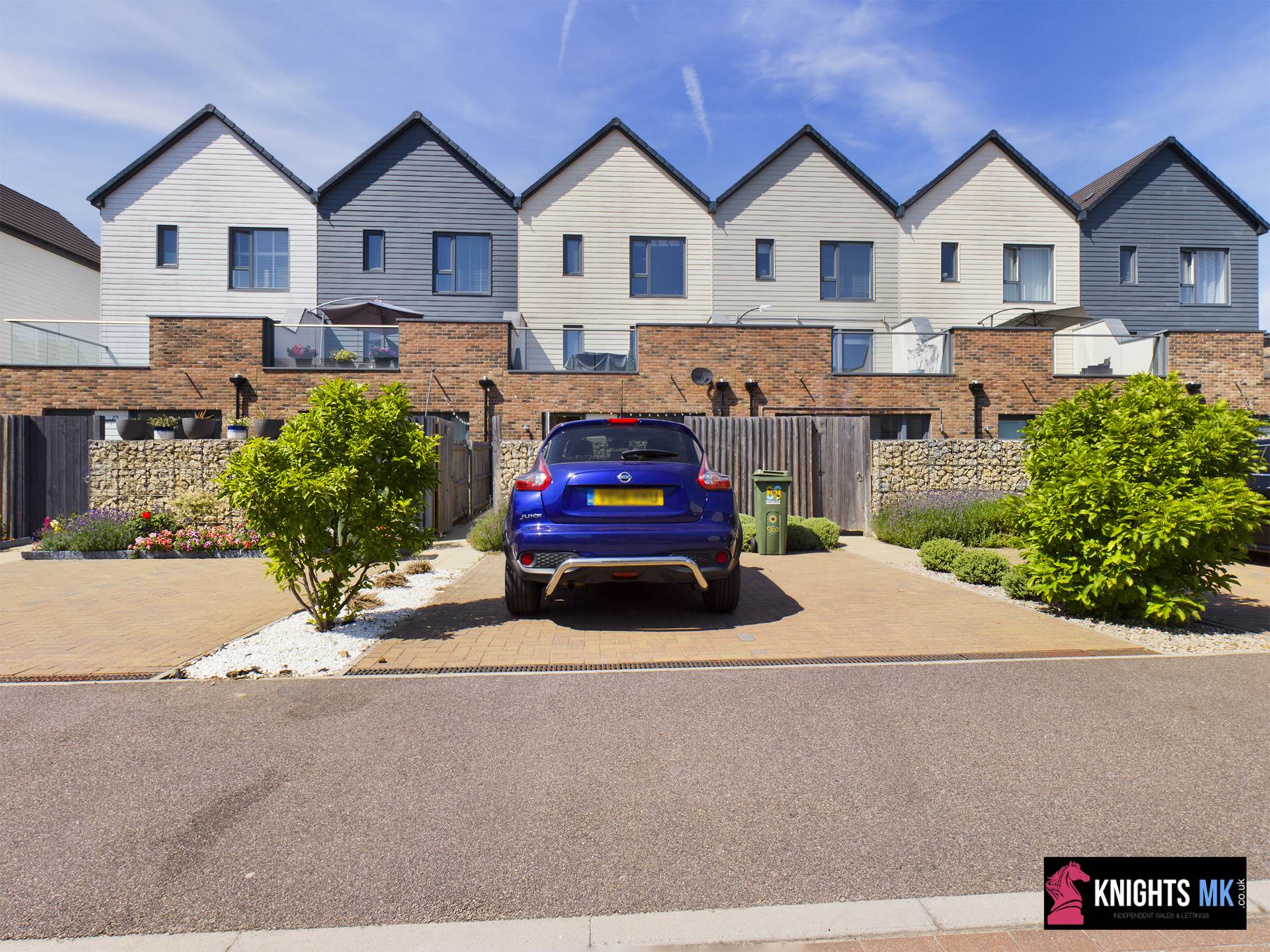 Countess Way, Broughton, Image 19