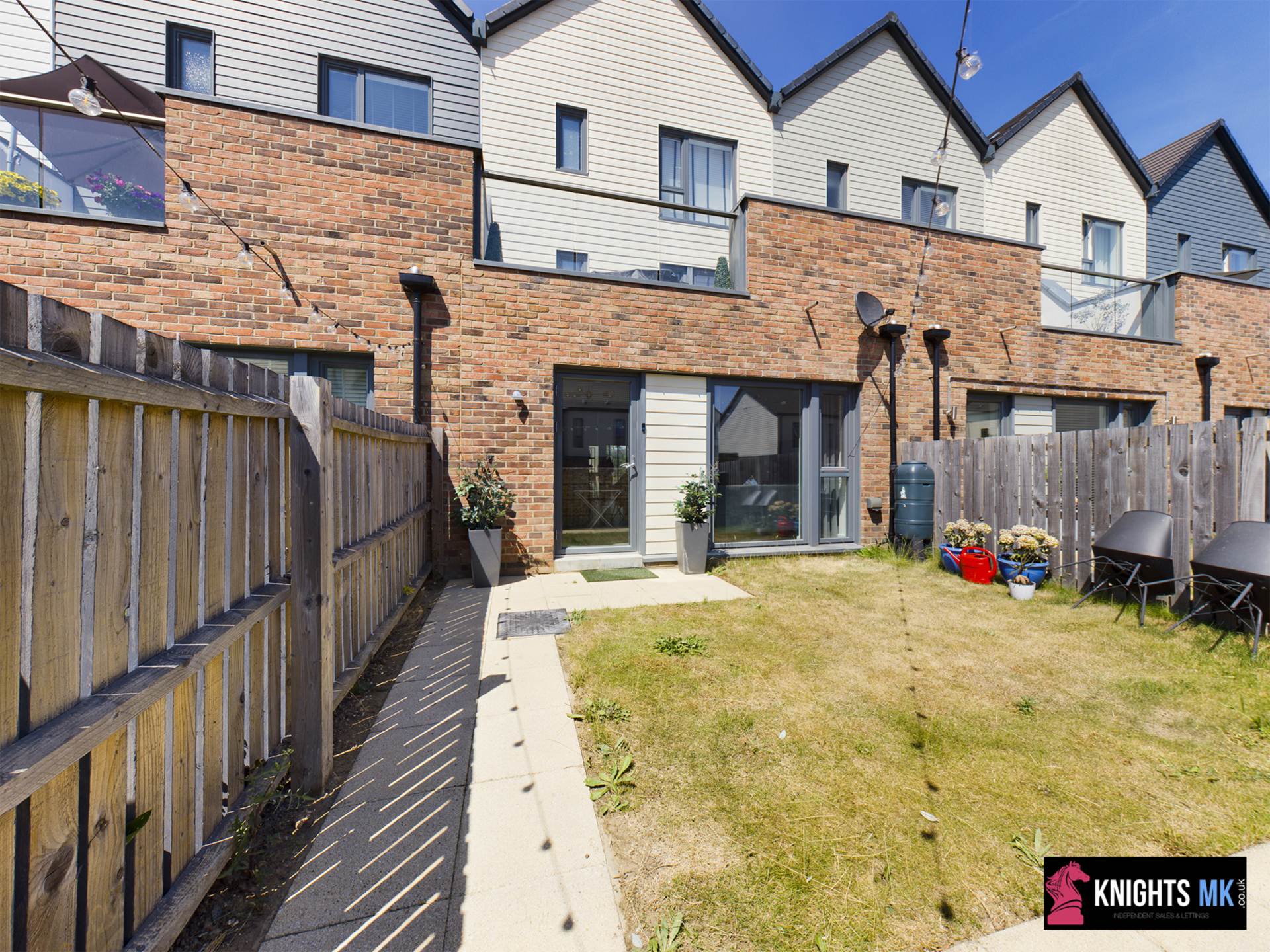 Countess Way, Broughton, Image 9