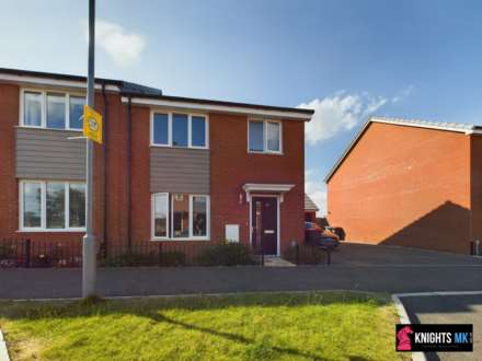 4 Bedroom Semi-Detached, Montadale Drive, Whitehouse