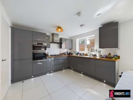 Montadale Drive, Whitehouse, Image 2