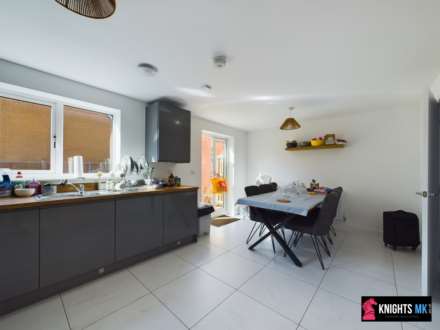 Montadale Drive, Whitehouse, Image 4