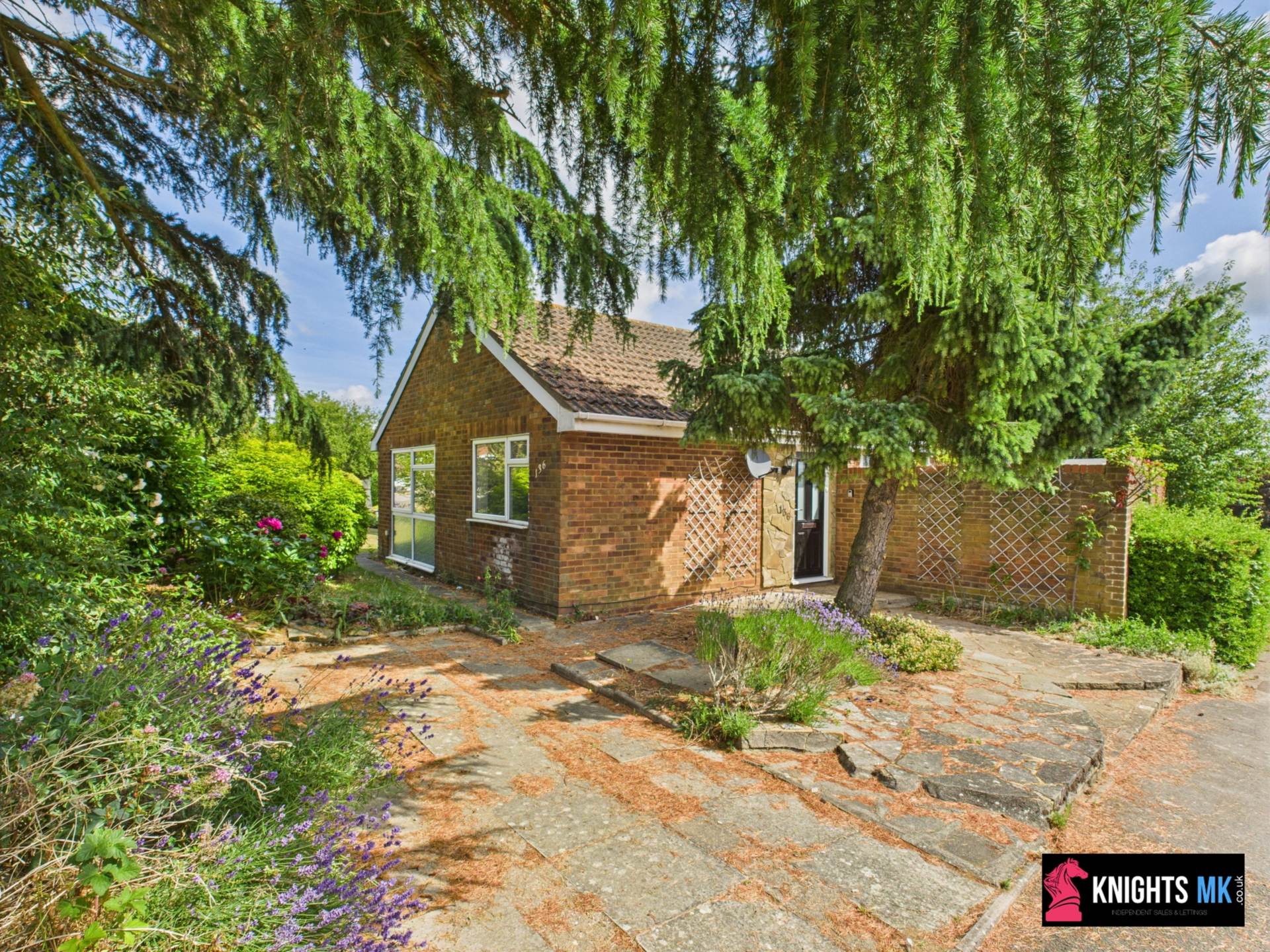 Westbury Lane, Newport Pagnell, Image 1