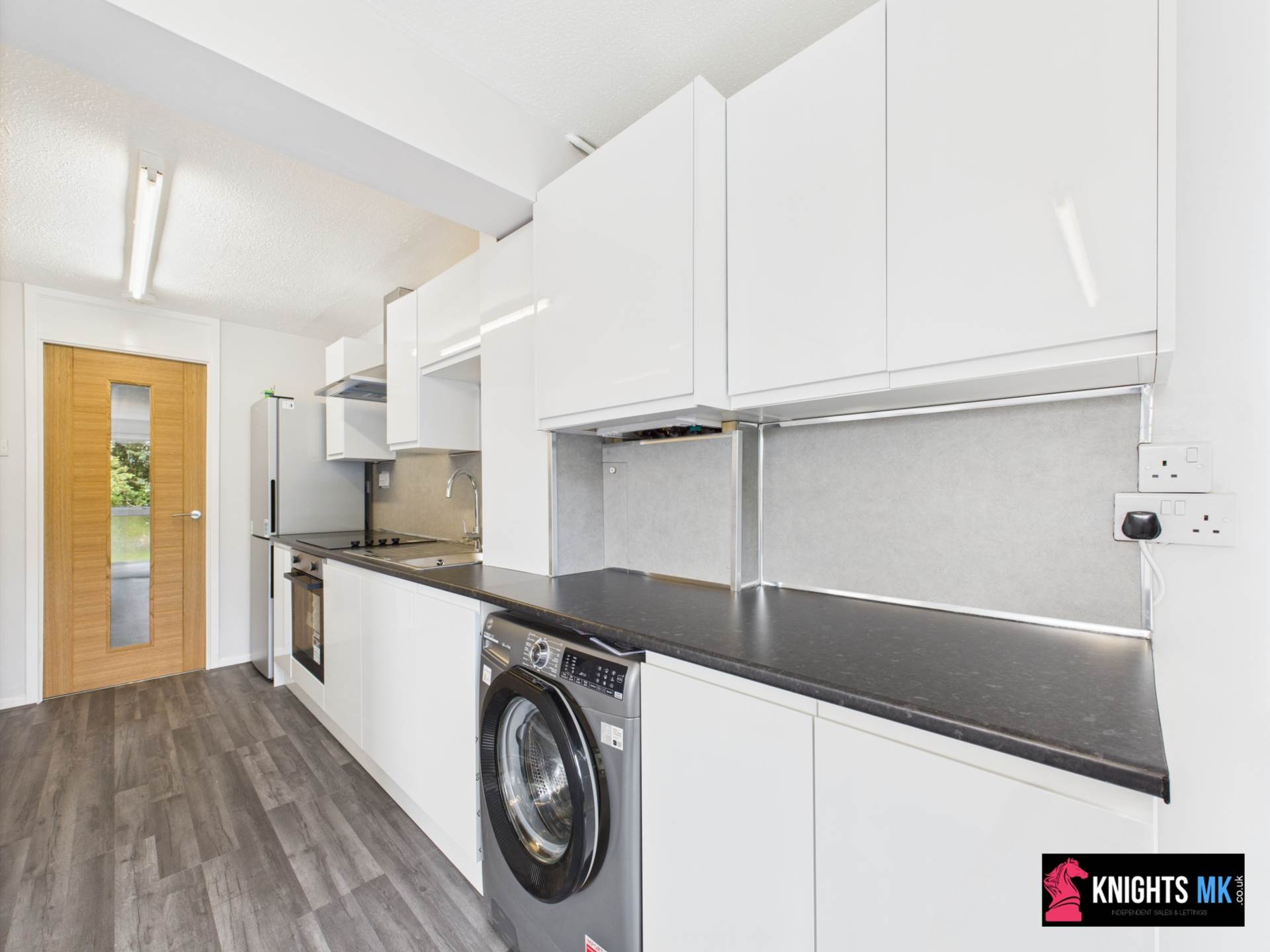 Westbury Lane, Newport Pagnell, Image 9