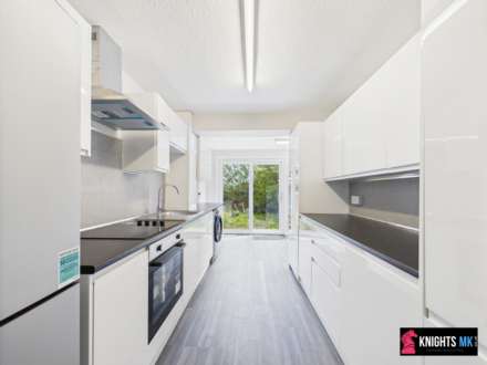 Westbury Lane, Newport Pagnell, Image 10