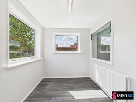 Westbury Lane, Newport Pagnell, Image 11