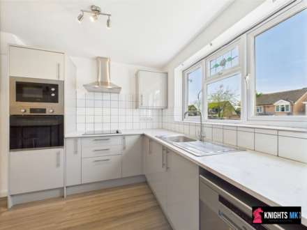 Cantle Avenue, Downsbarn, Image 3