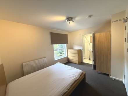 Wisley Avenue, Bradwell Common, Image 1