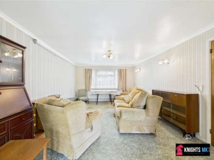 Prestwick Close, Bletchley, Image 28