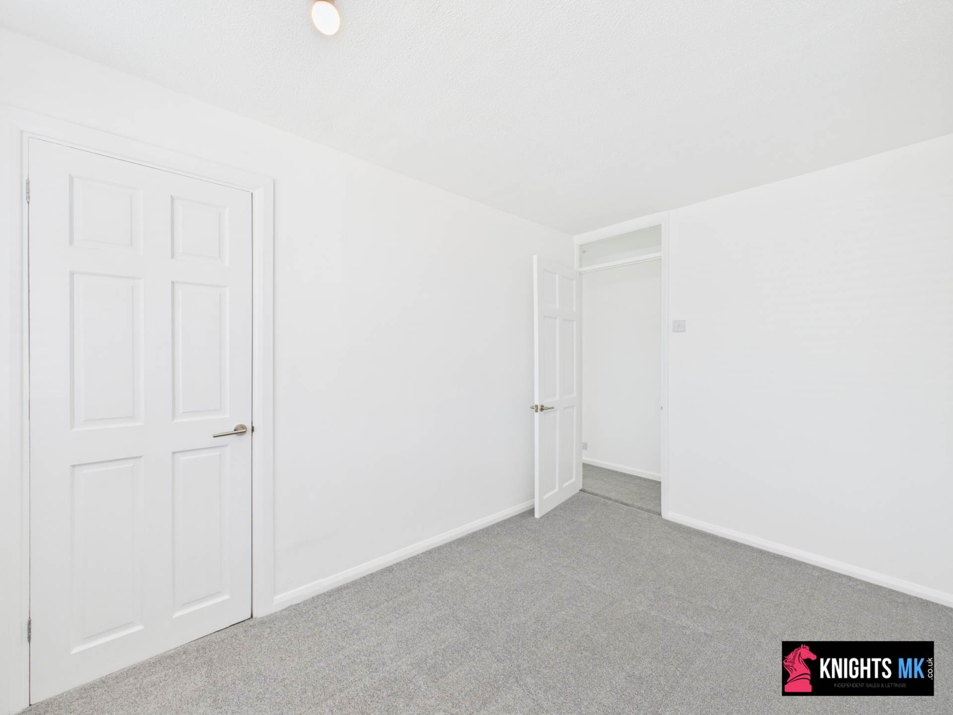 Goldsmith Drive, Newport Pagnell, Image 15