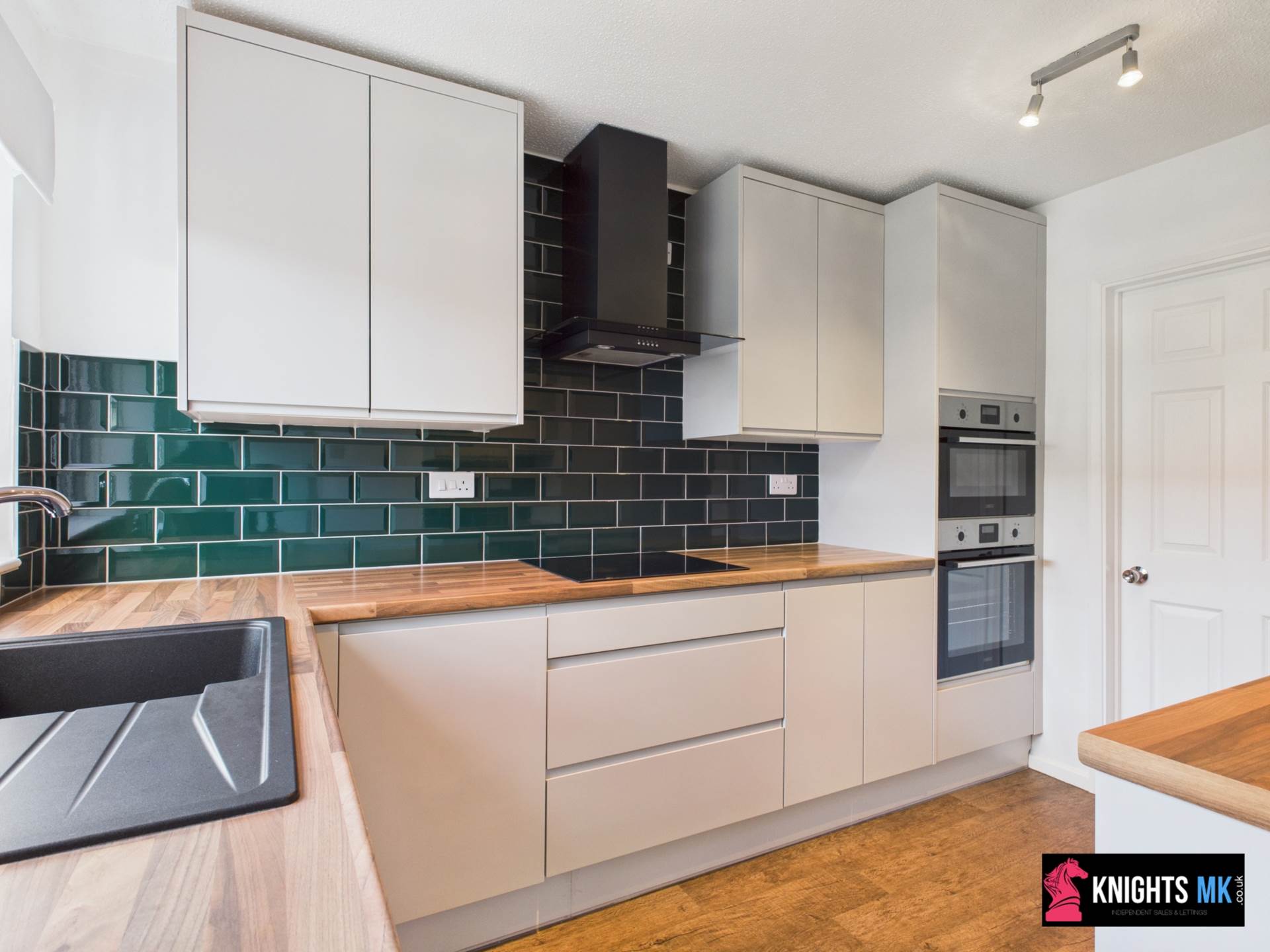 Goldsmith Drive, Newport Pagnell, Image 4