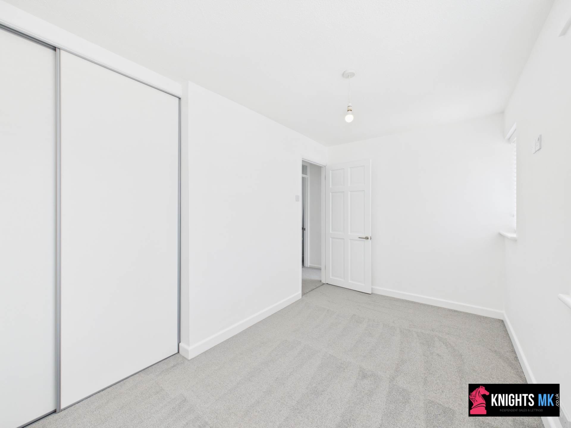 Goldsmith Drive, Newport Pagnell, Image 9