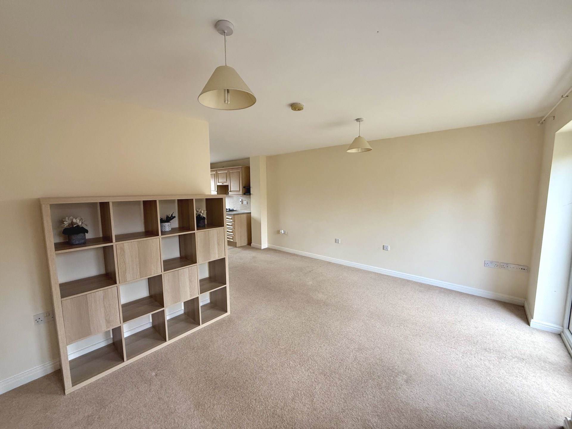 Folkestone Drive, Corby, Image 4