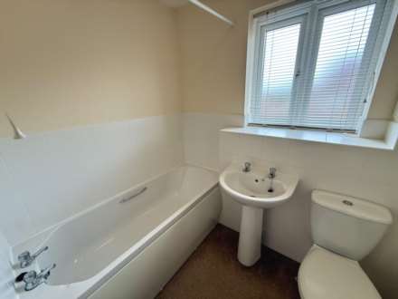 Folkestone Drive, Corby, Image 11