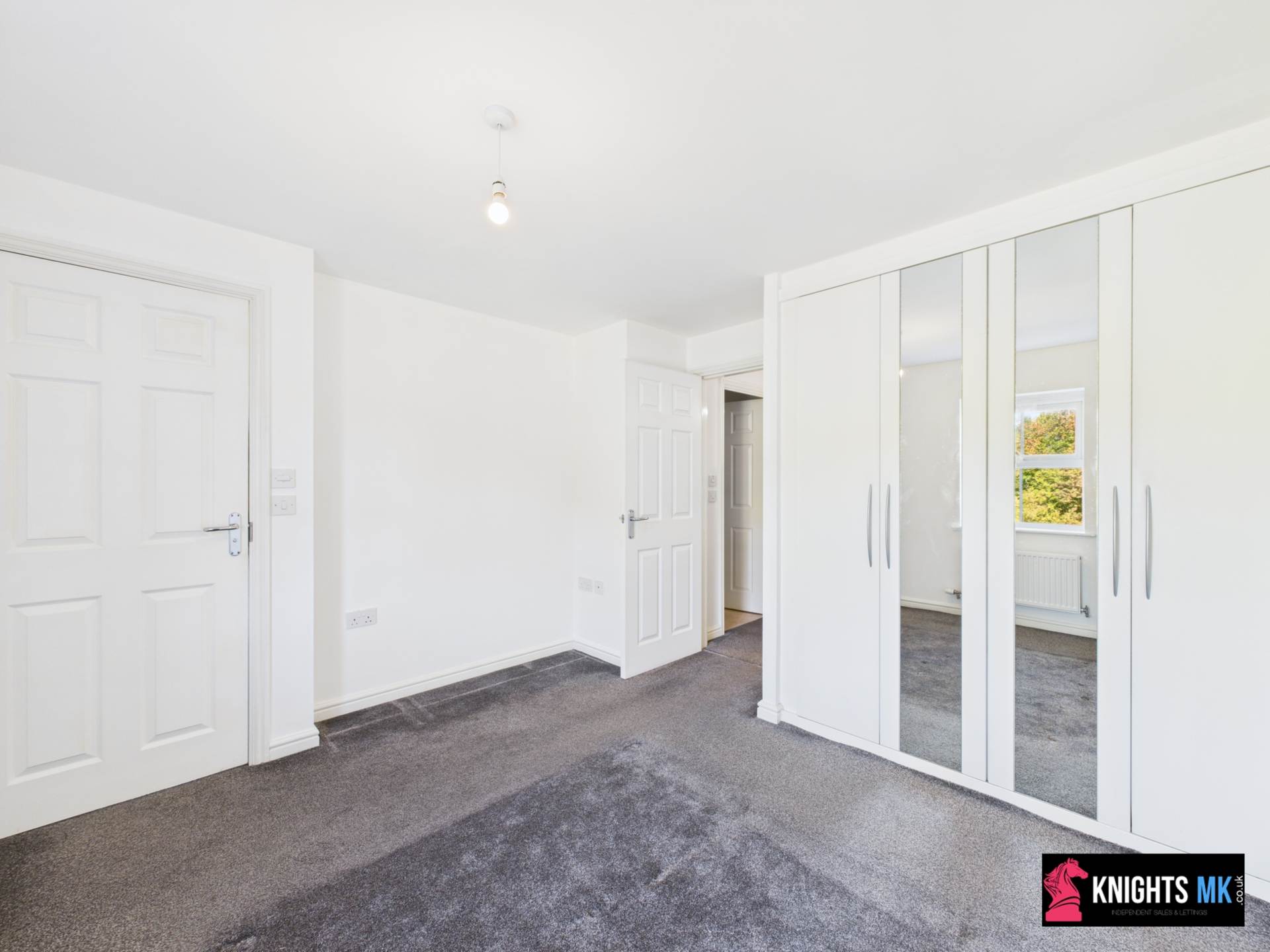 Fieldfare Close, Corby, Image 12