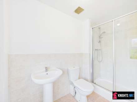 Fieldfare Close, Corby, Image 10