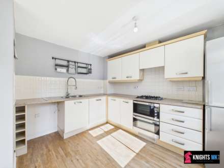Fieldfare Close, Corby, Image 2