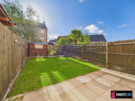 Fieldfare Close, Corby, Image 21
