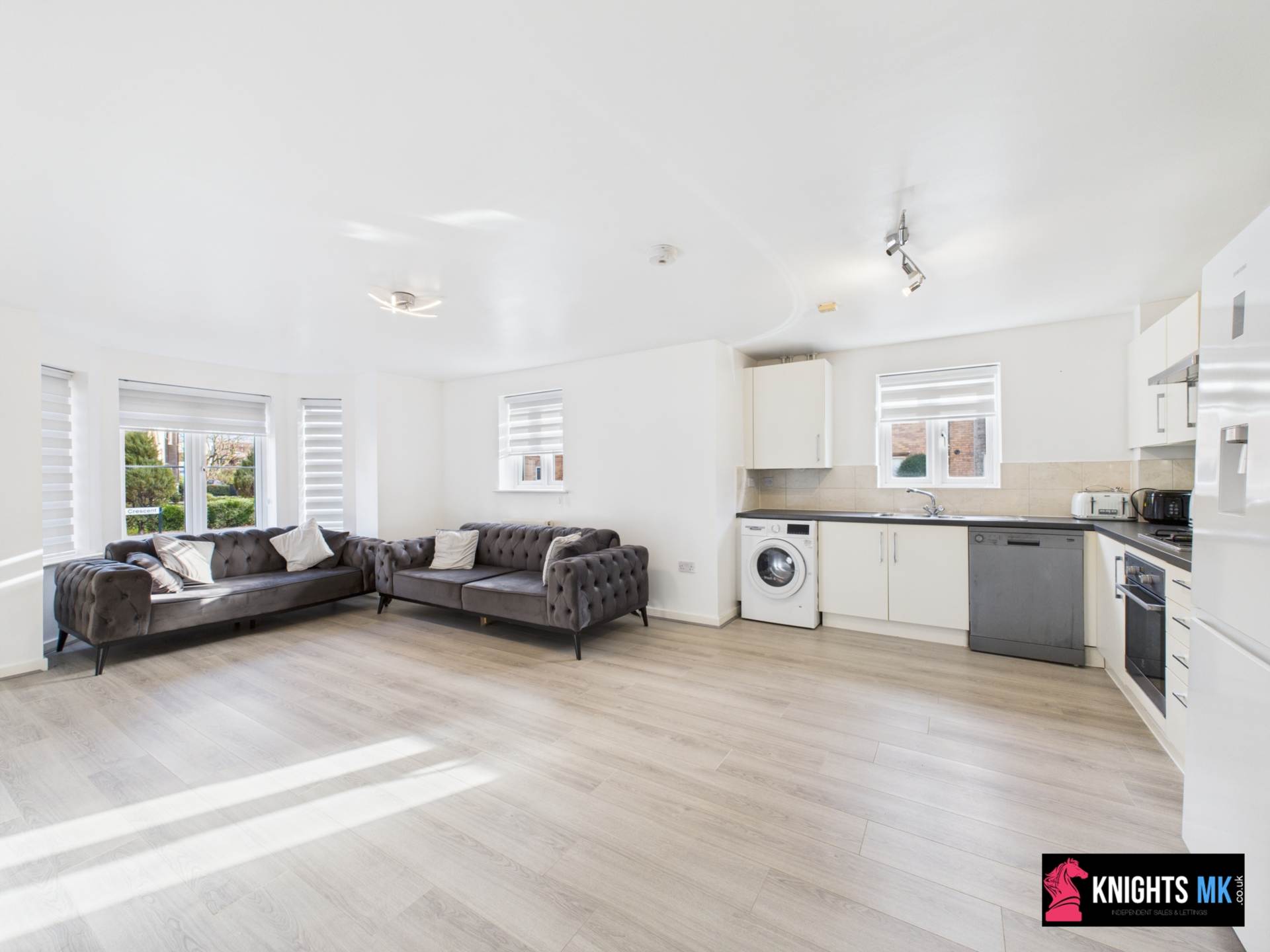 Fonda Meadows, Oxley Park, Image 3