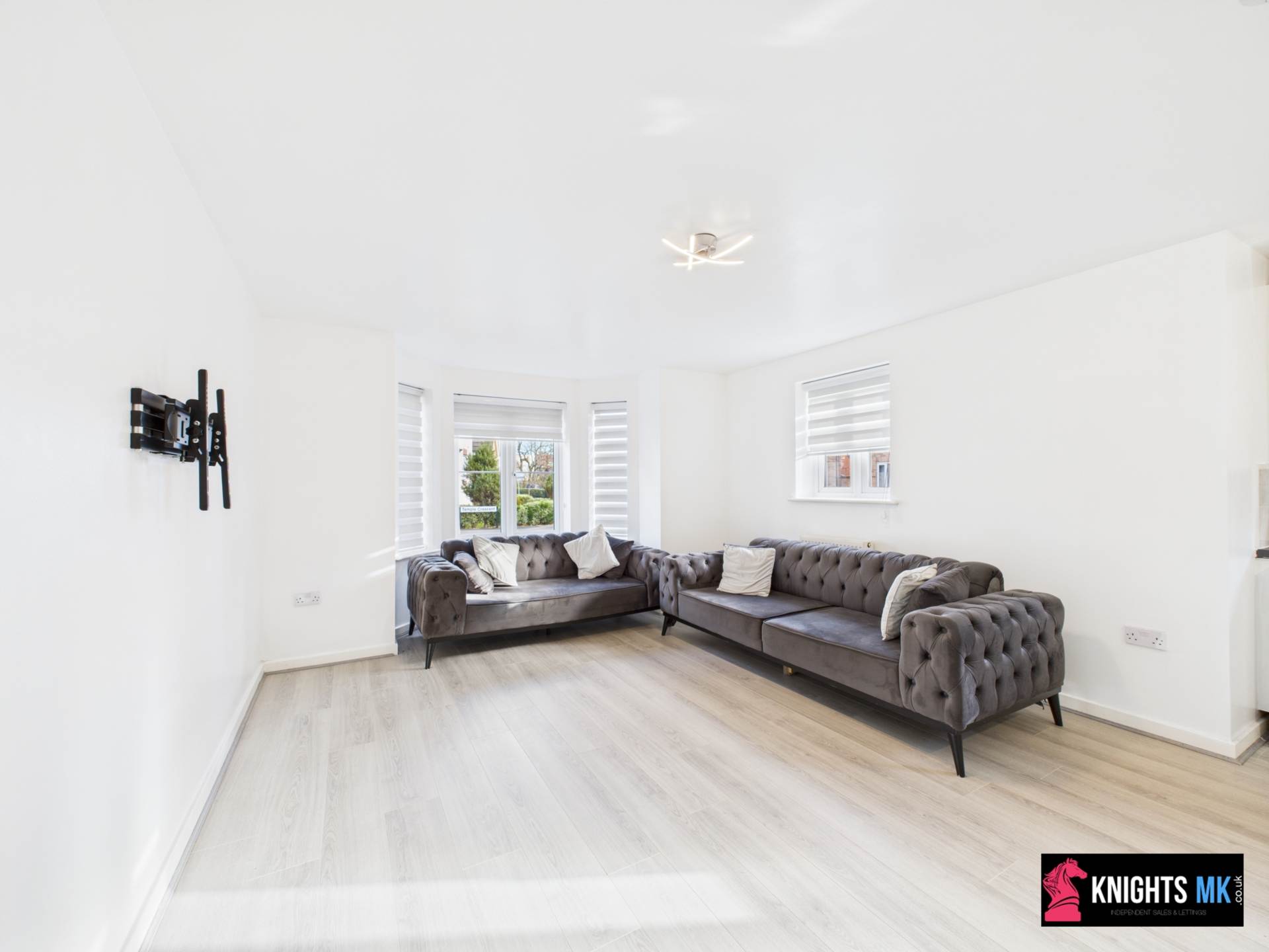 Fonda Meadows, Oxley Park, Image 6