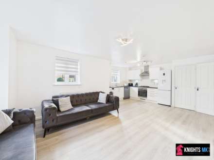 Fonda Meadows, Oxley Park, Image 5