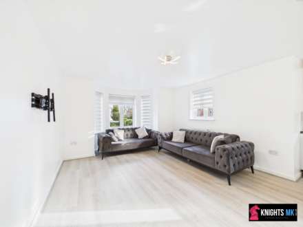 Fonda Meadows, Oxley Park, Image 6