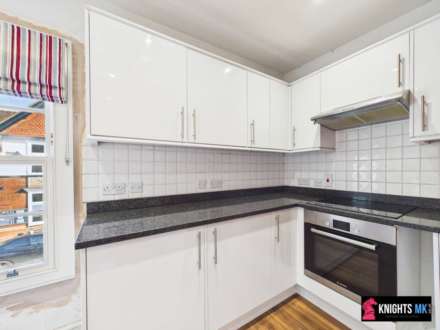 High Street, Winslow, Image 2