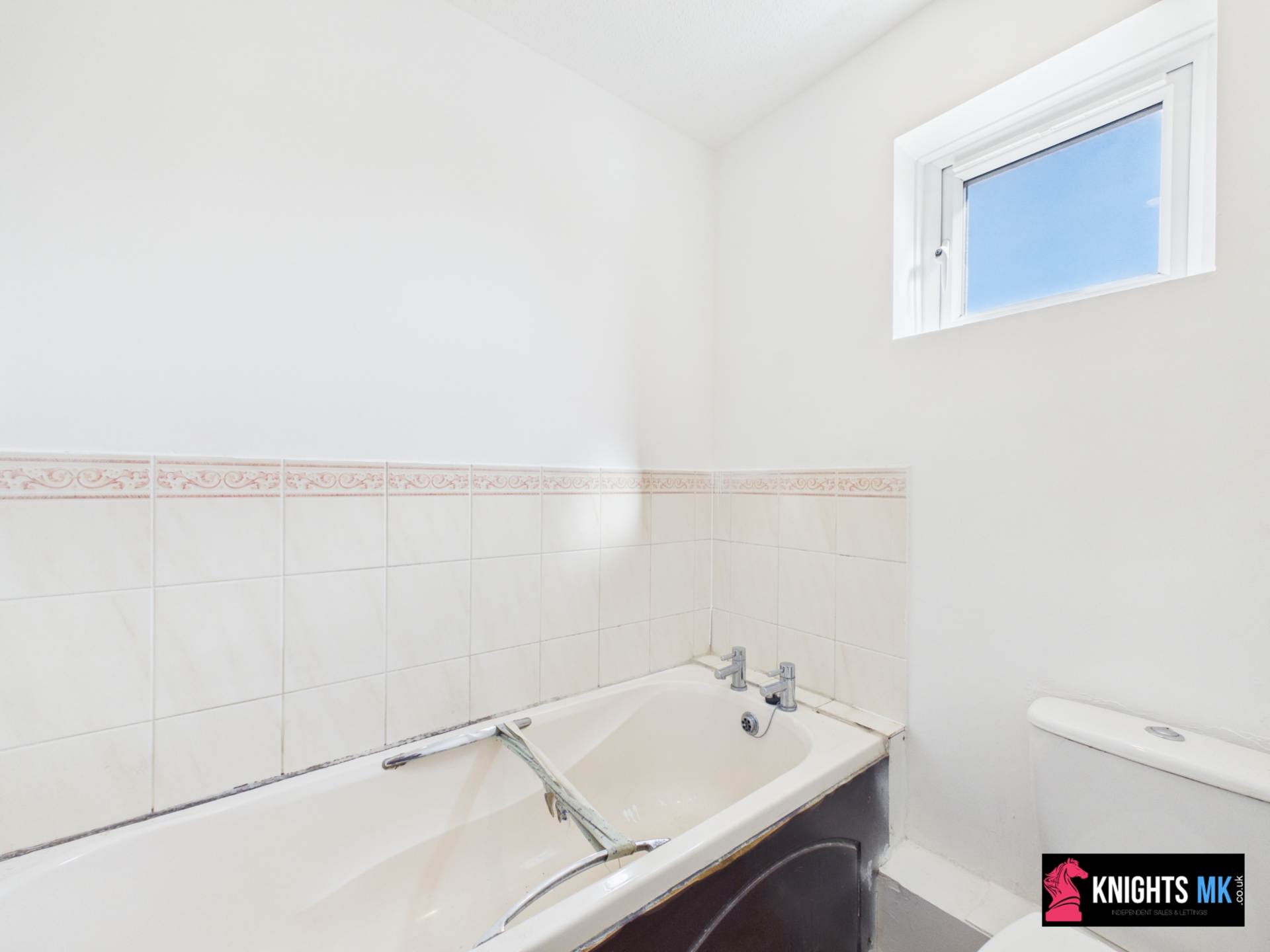 Tunbridge Grove, Kents Hill, Image 13