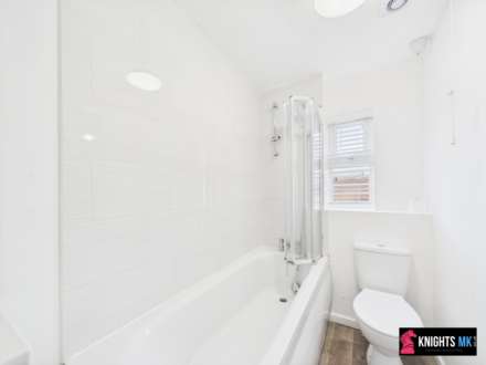 Wynward Court, Oldbrook, Image 8