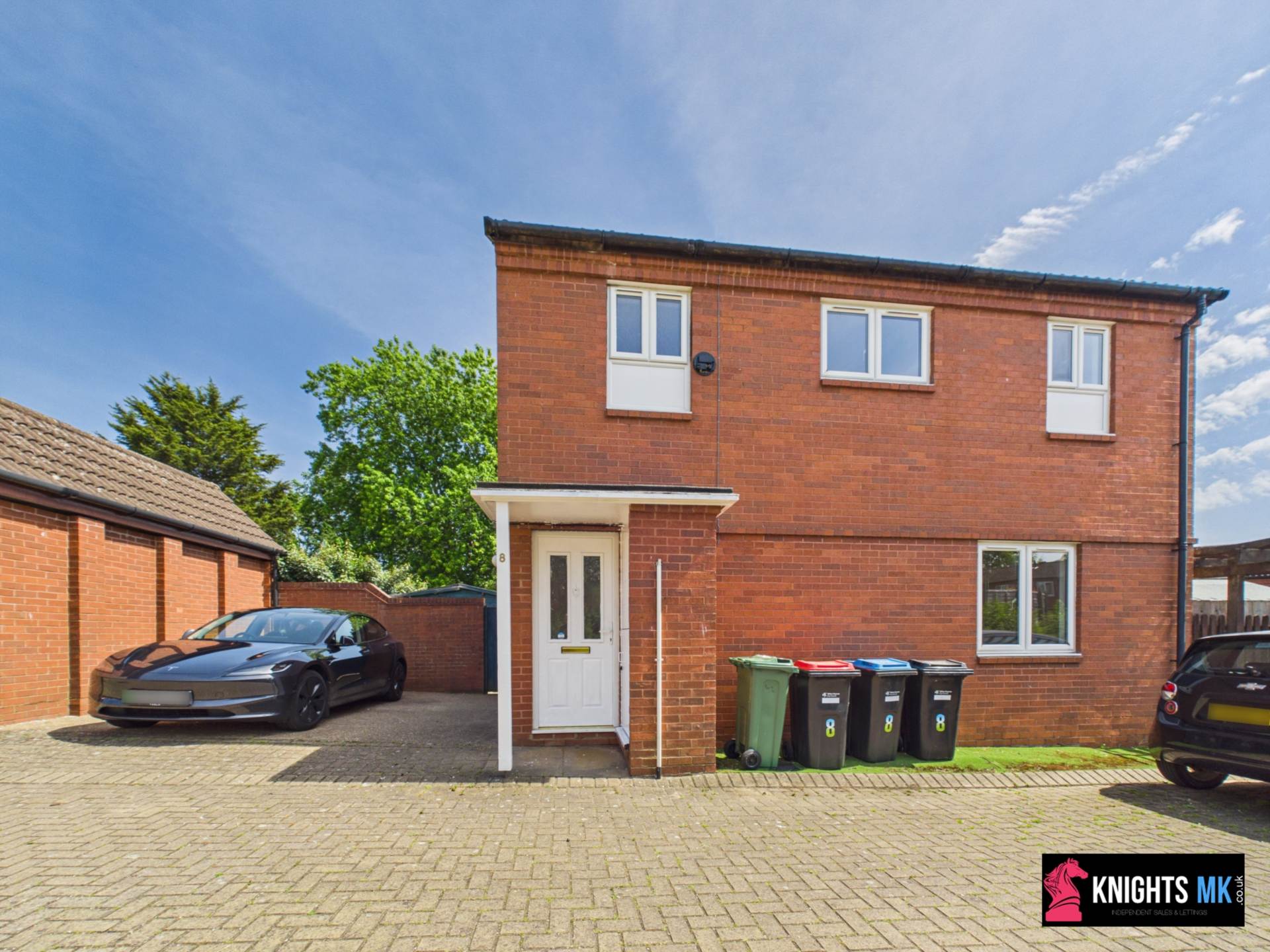 Lamport Court, Great Holm, Image 1