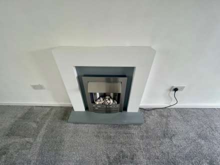 Warminster Close, Corby, Image 4