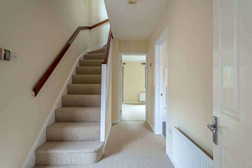 Longhedge, Caldecotte, Image 2